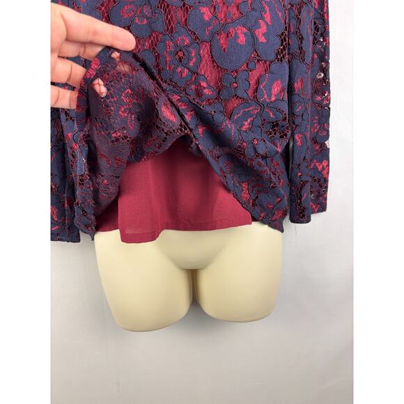 WAYF Floral Lace Choker Blouse | Women’s Small | Navy & Wine | NWT - Picture 4 of 11